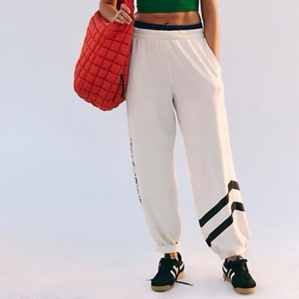 NWOT Free People FP Movement All Star Logo Pants Size Large